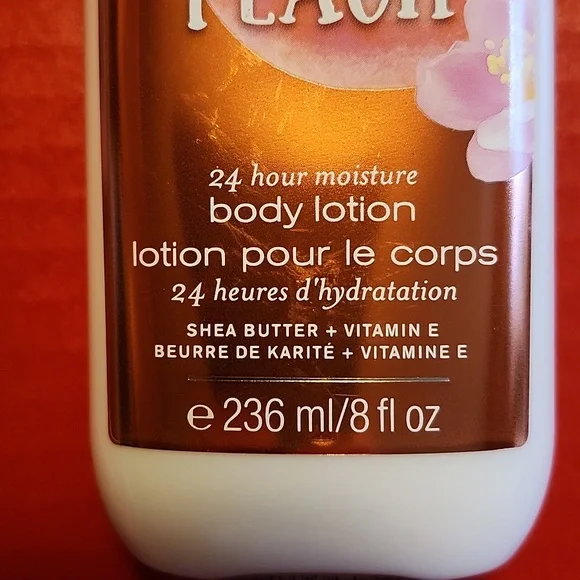 **5 for $20 Bath and Body Works Pretty as a Peach Body Lotion - Picture 3 of 5